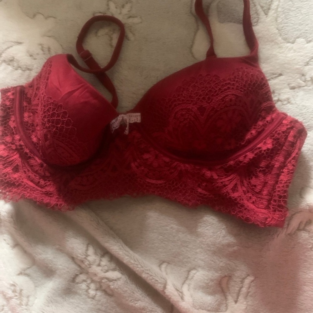 Victoria’s Secret bra
